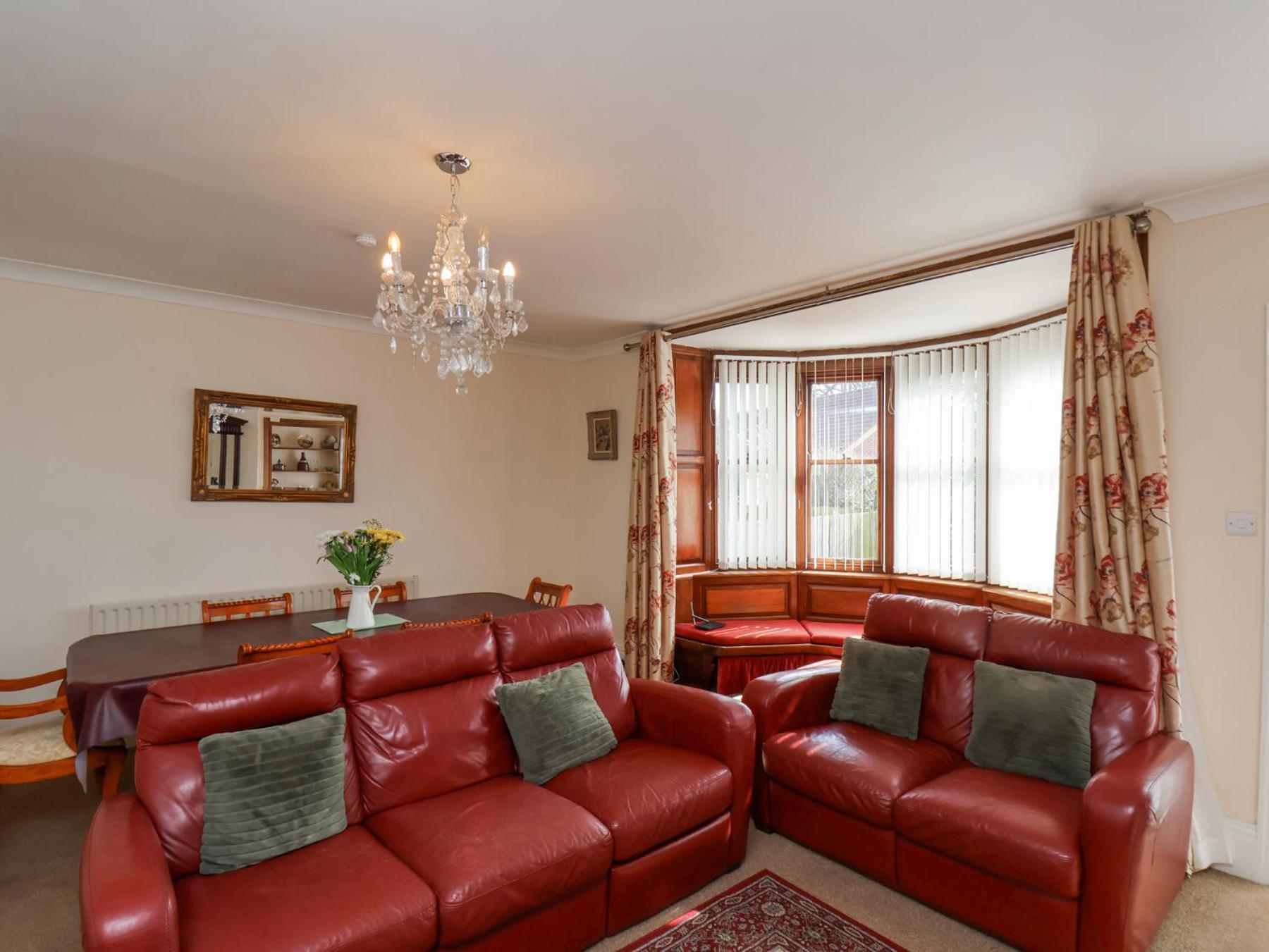 Mayfield Manor Whitby Exterior photo